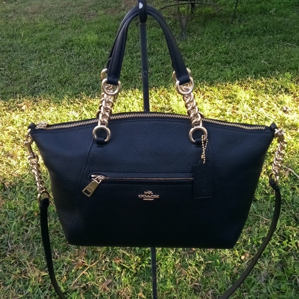 👜NWOT Black leather Coach Satchel 👜